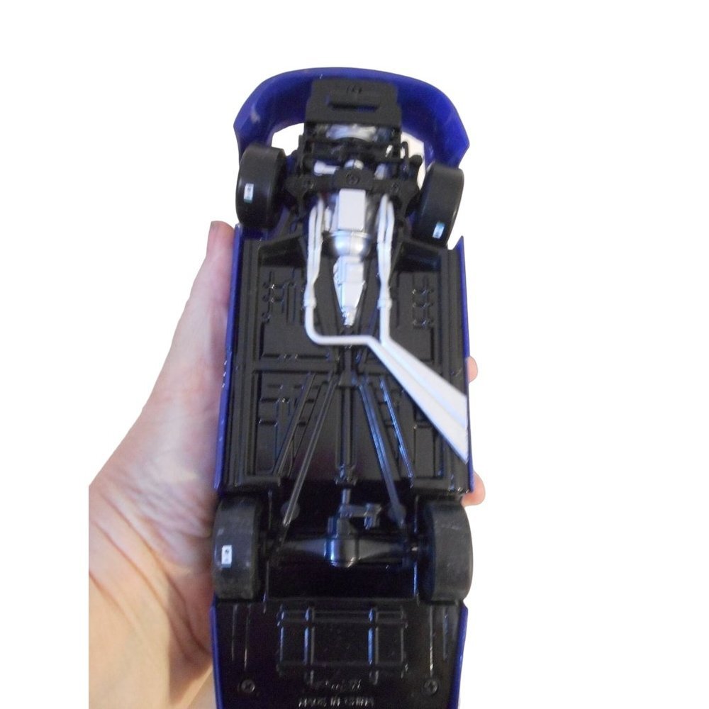 Jeff Gordon #24 Pepsi Dupont 2001 Monte Carlo die cast 1:24 - Picture 11 of 11